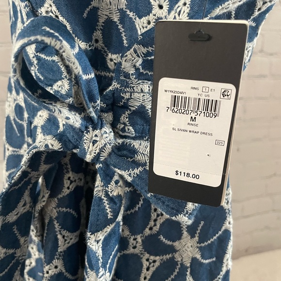 Guess - Picture 4 of 4